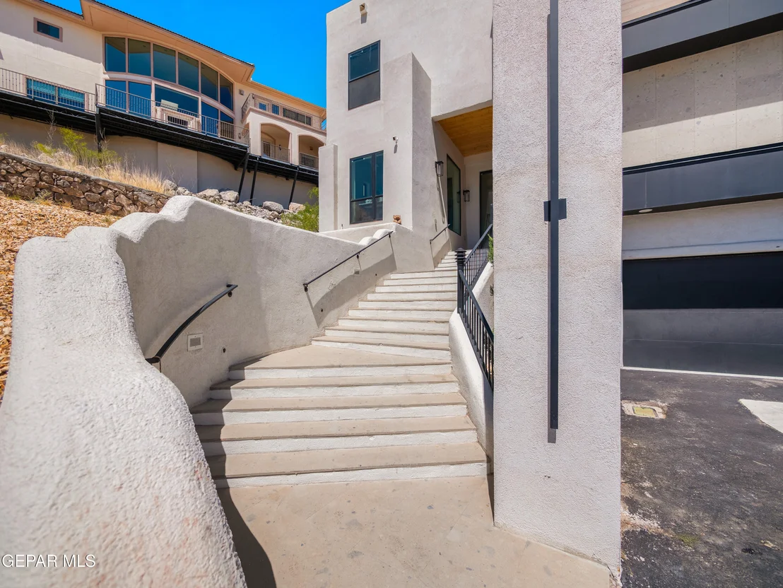 Photo of 10 BRONZE CREST Lane