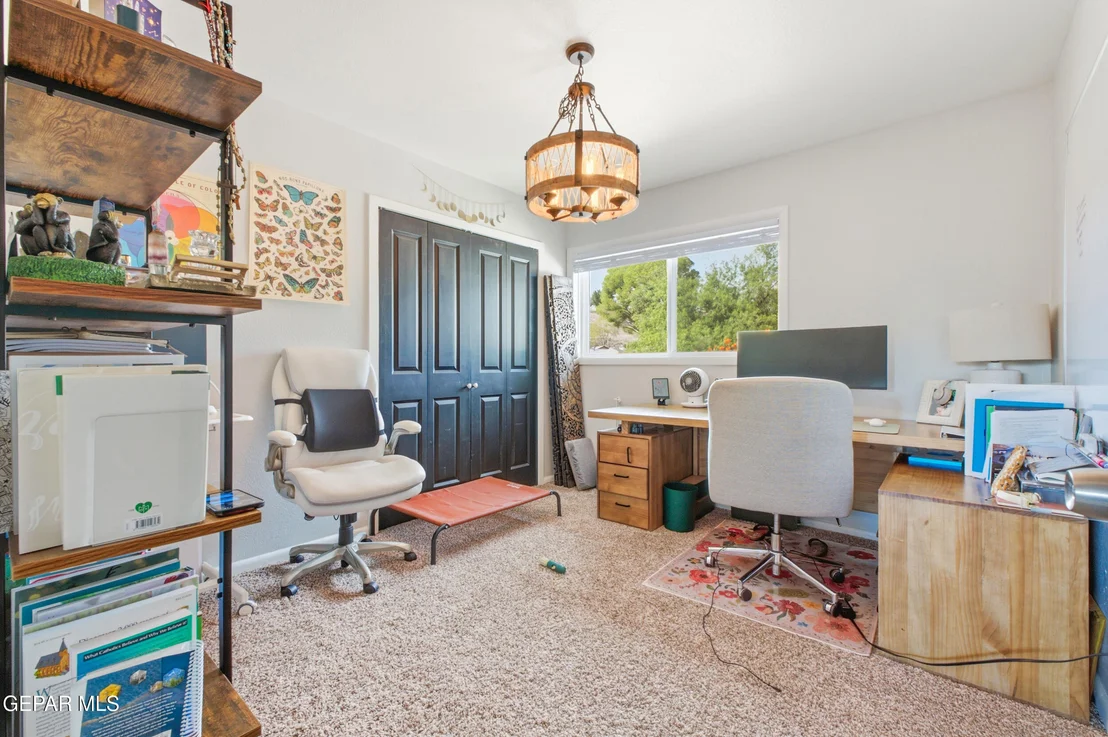 Photo of 224 VIKING Drive