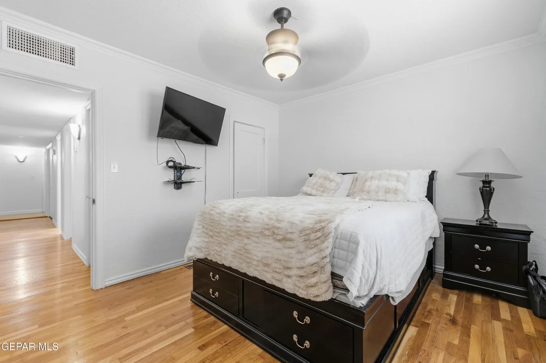 Photo of 7359 FRANKLIN Drive