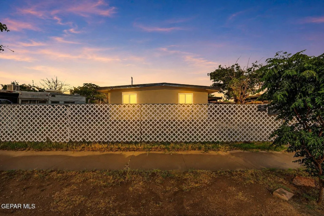 Photo of 8828 Mount Elbert Drive