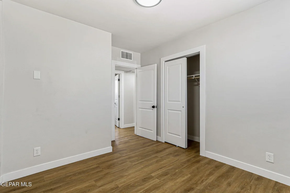 Photo of 5104 Mount Abbott Drive