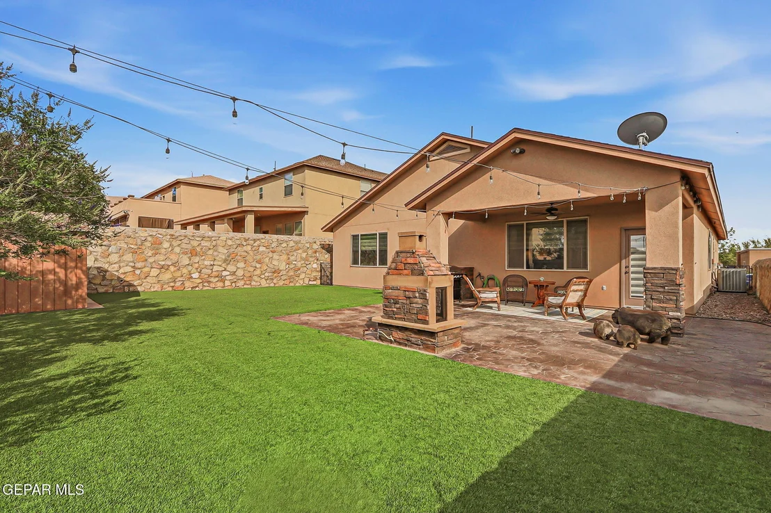 Photo of 7223 LONGSPUR Drive