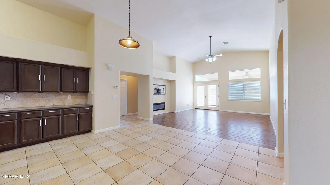 Photo of 820 La Florida Drive