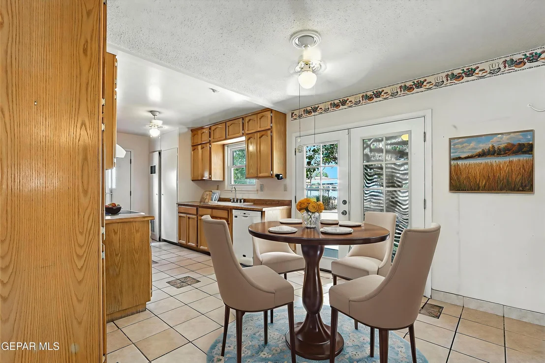 Photo of 10113 CHEZELLE Drive