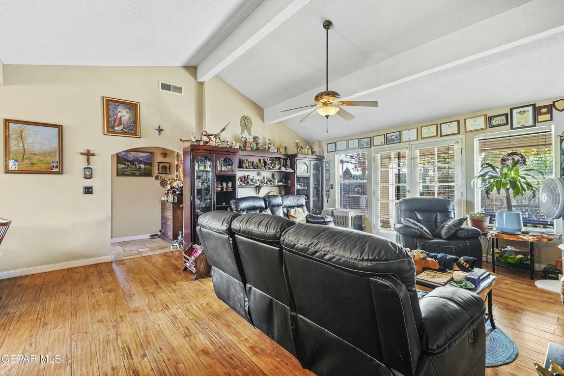 Photo of 13812 DESERT HIGHLANDS Lane