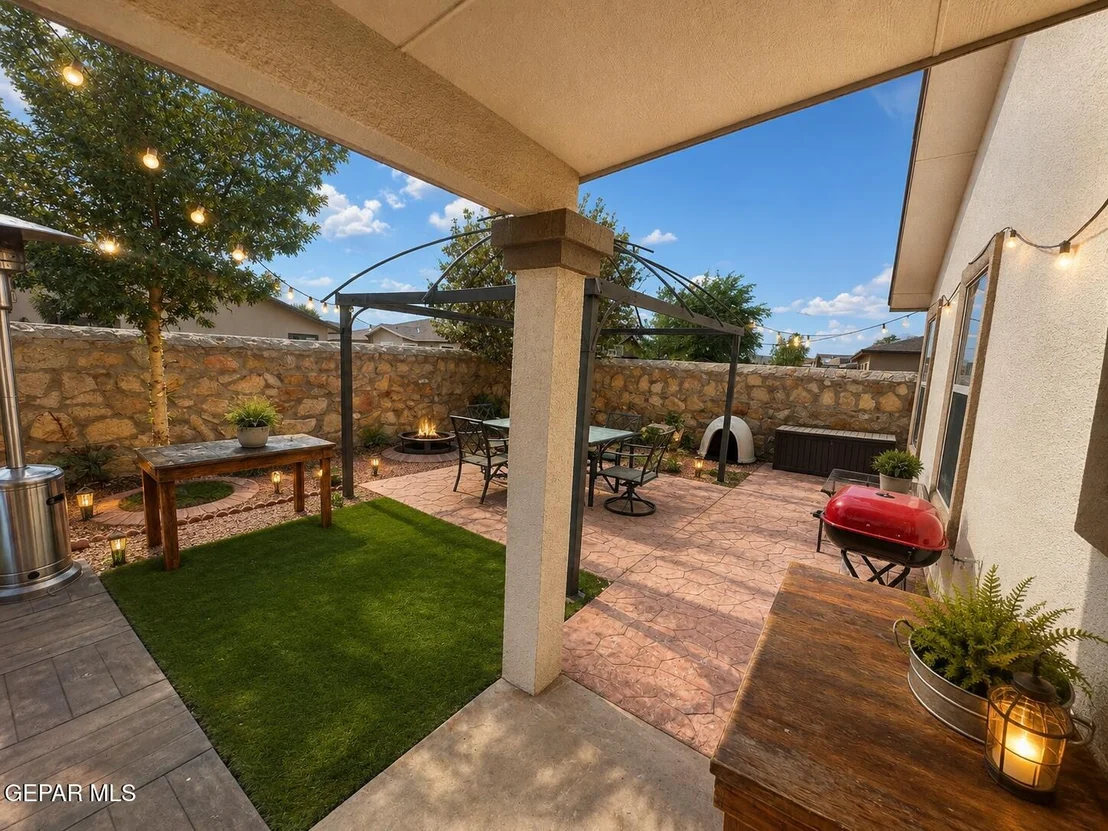 Photo of 3273 GARDEN POINT Drive