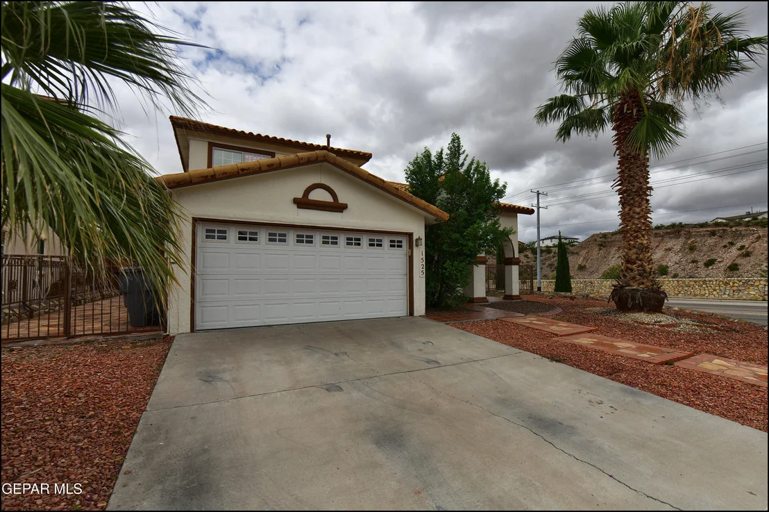 Photo of 1525 Prickley Pear Drive