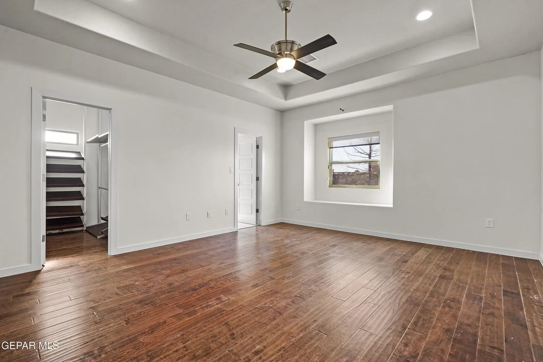 Photo of 6241 FRANKLIN RIDGE Drive