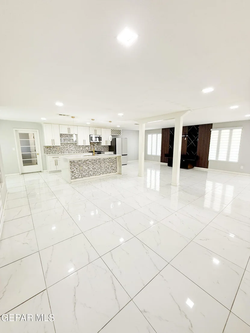 Photo of 3112 EADS Place