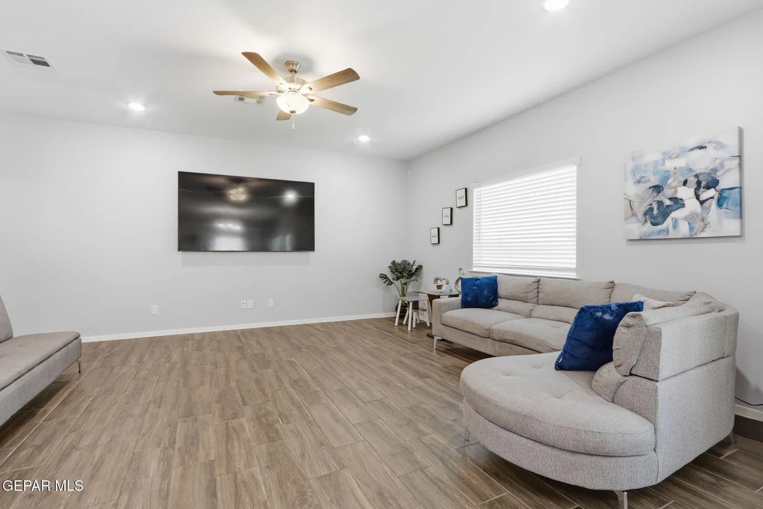 Photo of 13062 GRANTHAM Lane