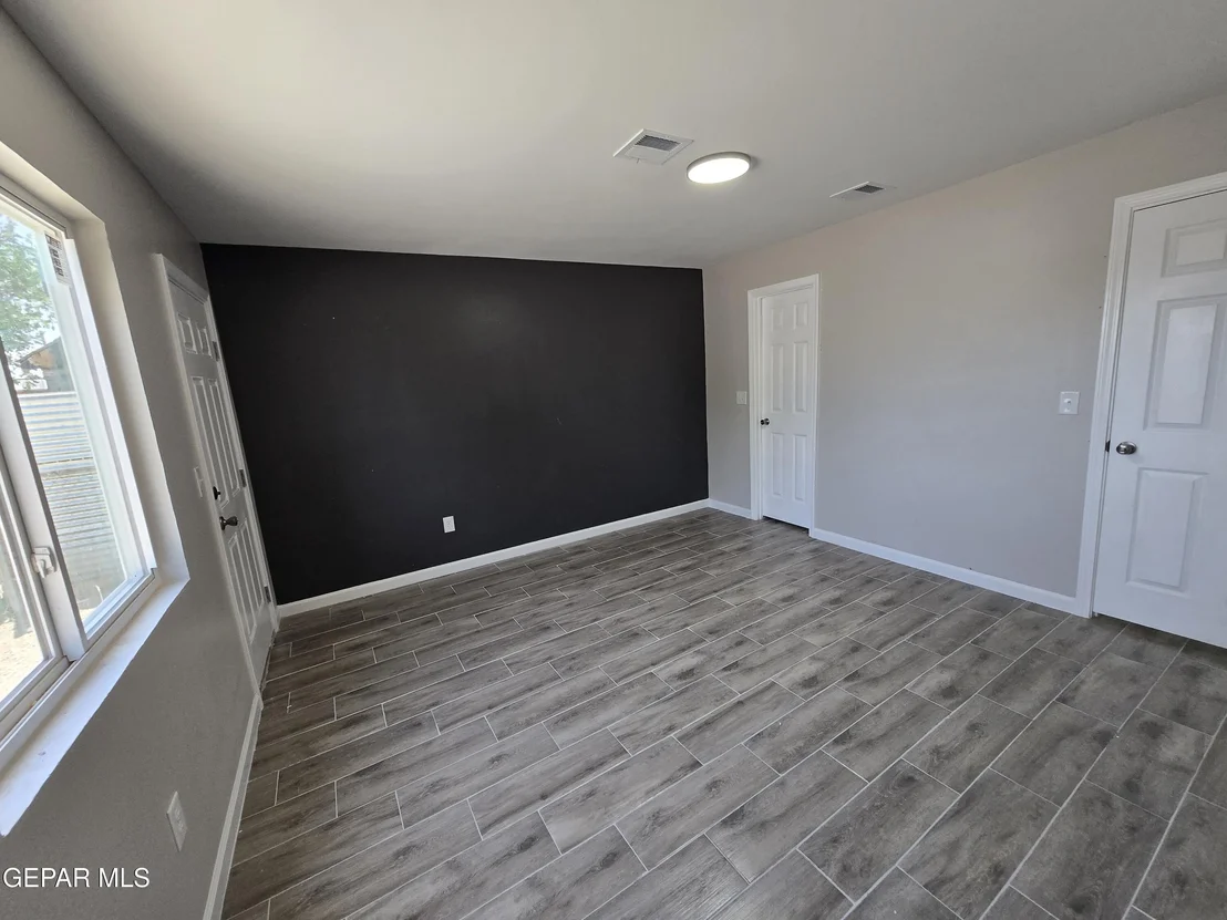 Photo of 7901 LIRIO Road