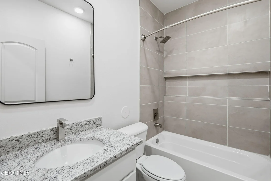 Photo of 13829 Summer Wave Avenue
