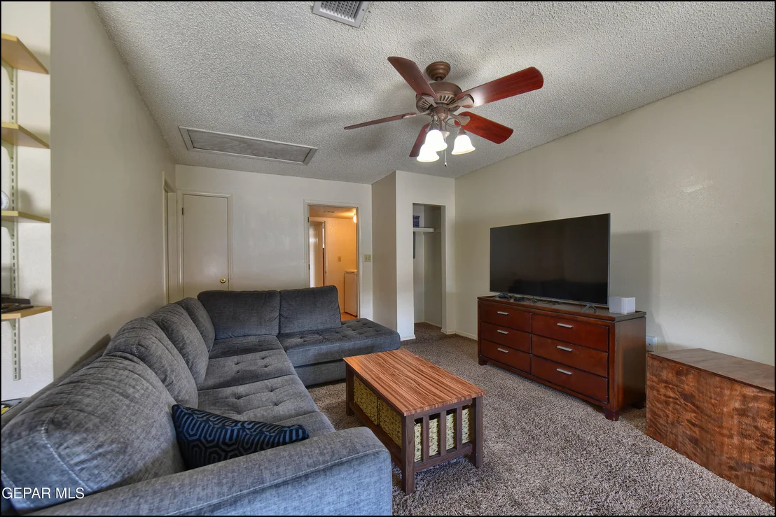 Photo of 6827 AMPOSTA Drive