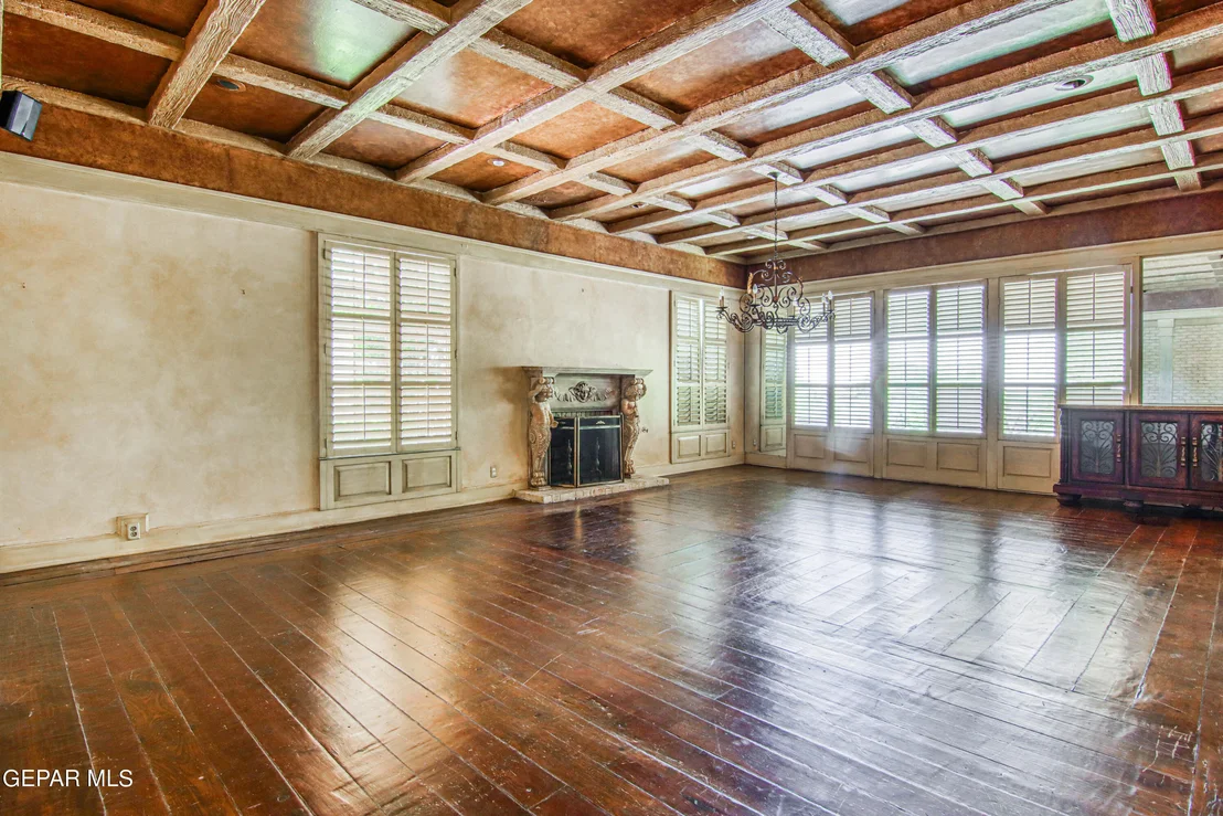 Photo of 6041 TORREY PINES Drive