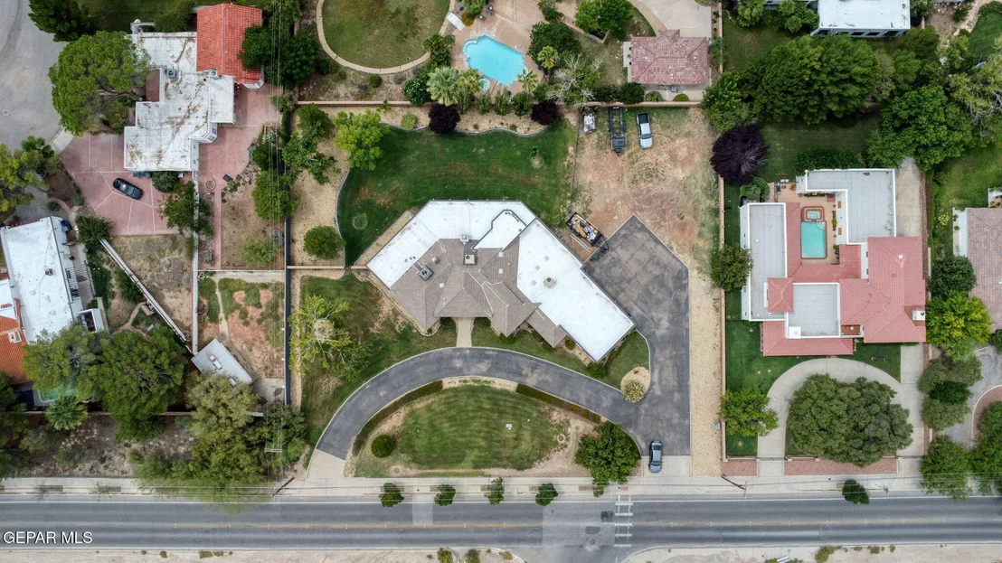 Photo of 5301 UPPER VALLEY Road