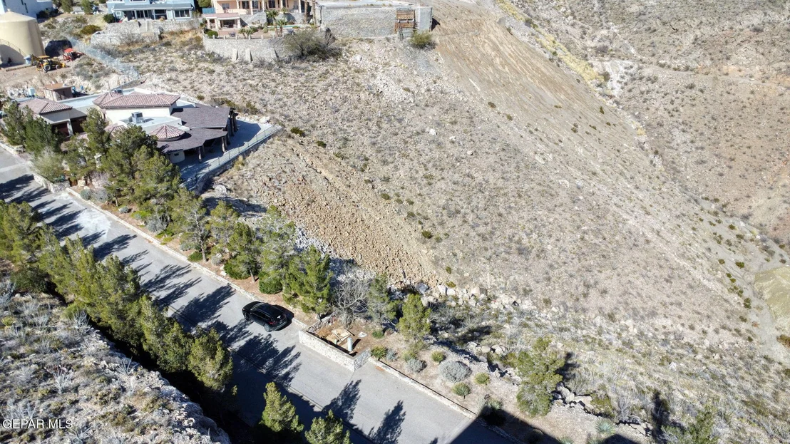 Photo of 40 SIERRA CREST Drive