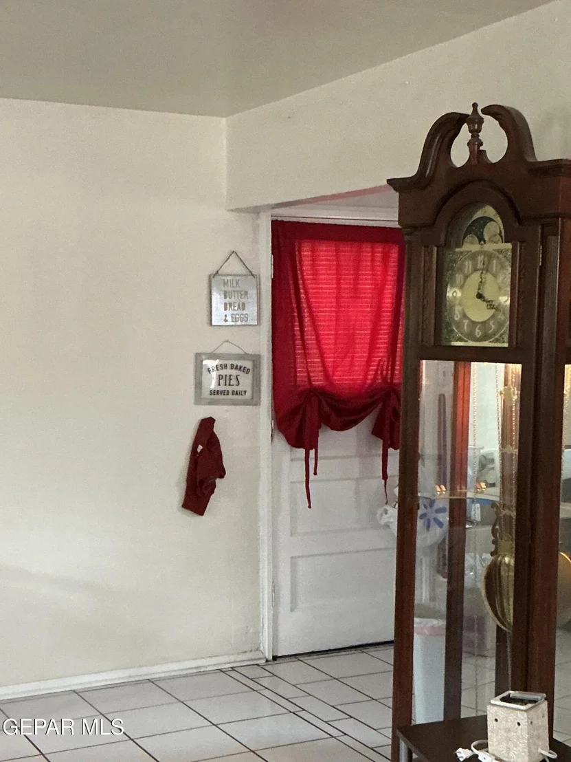 Photo of 6501 AZTEC Road