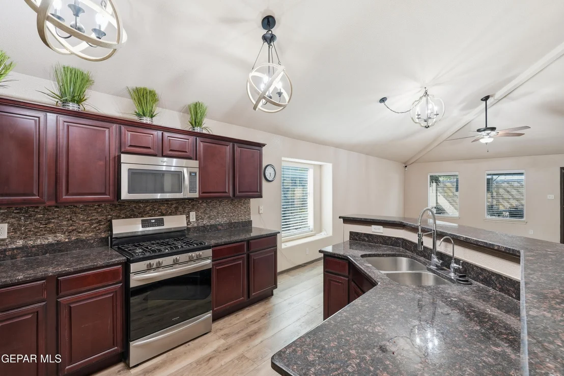 Photo of 320 Emerald Woods Street