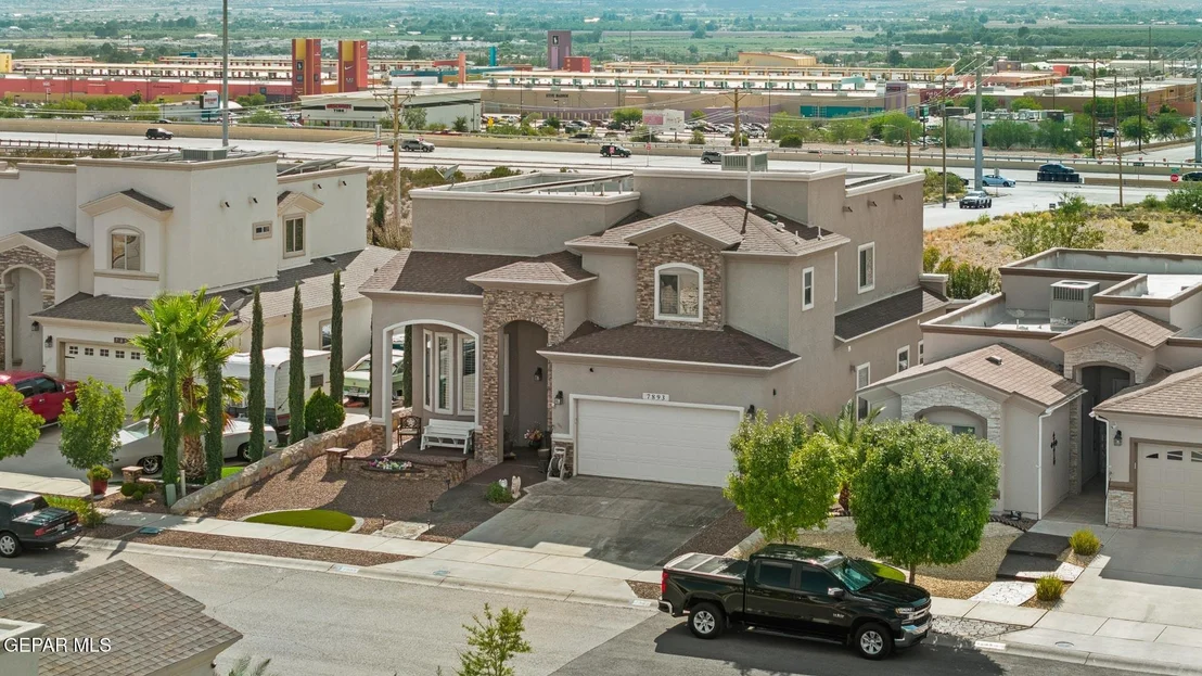 Photo of 7893 Enchanted View Drive