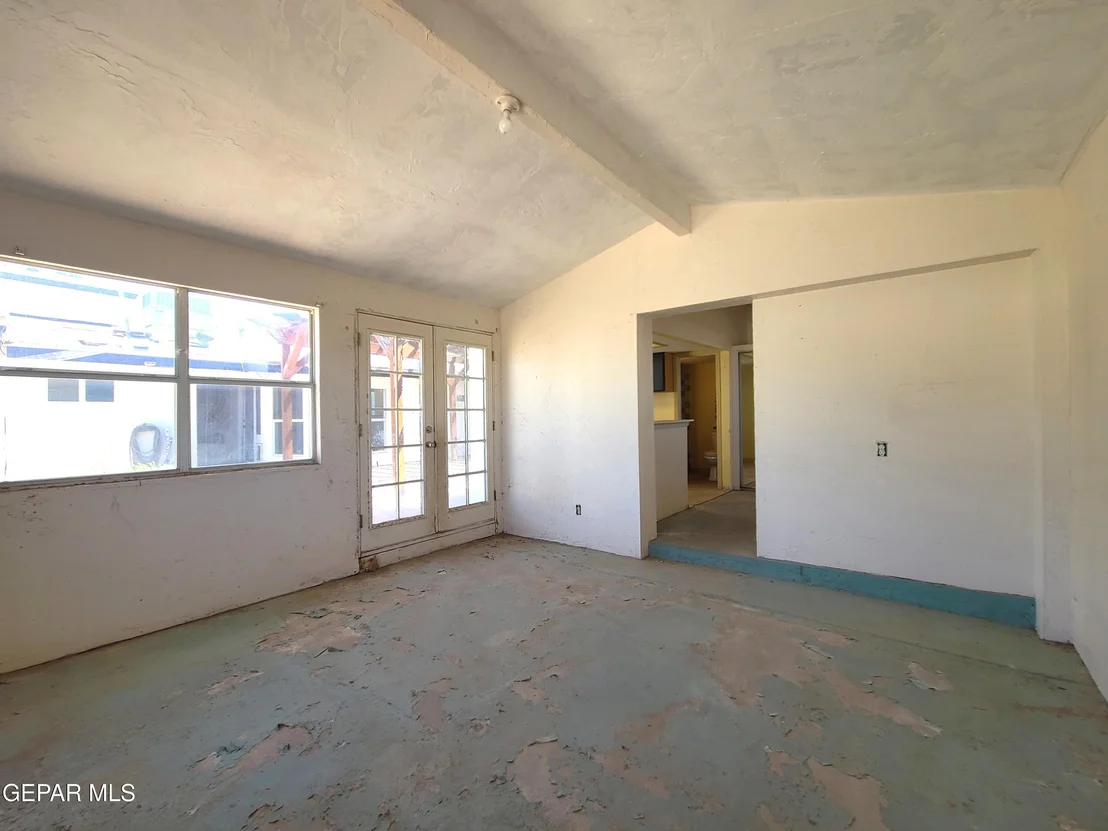 Photo of 1714 BANKER Road