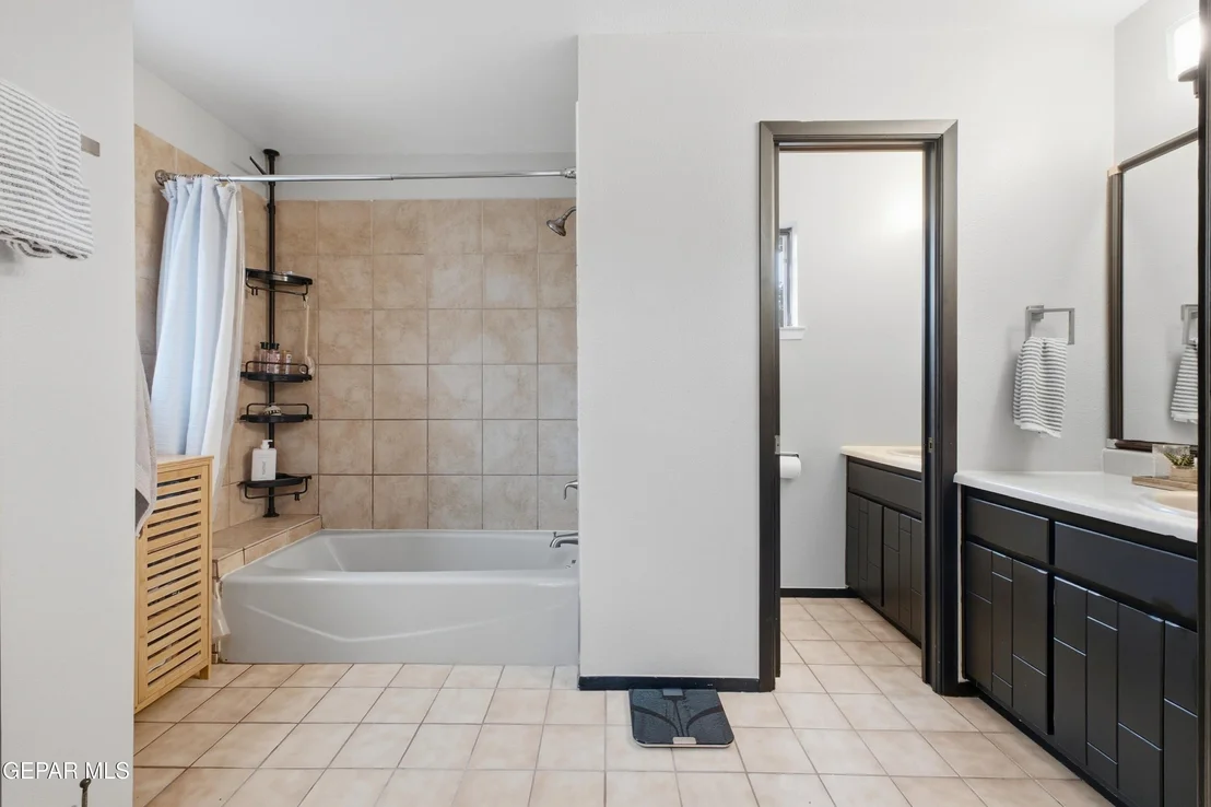 Photo of 7359 FRANKLIN Drive