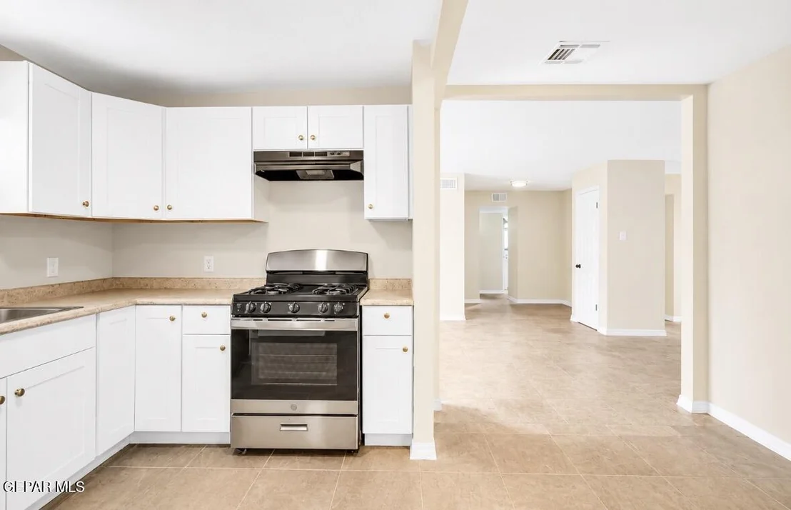 Photo of 404 ROCCA Lane