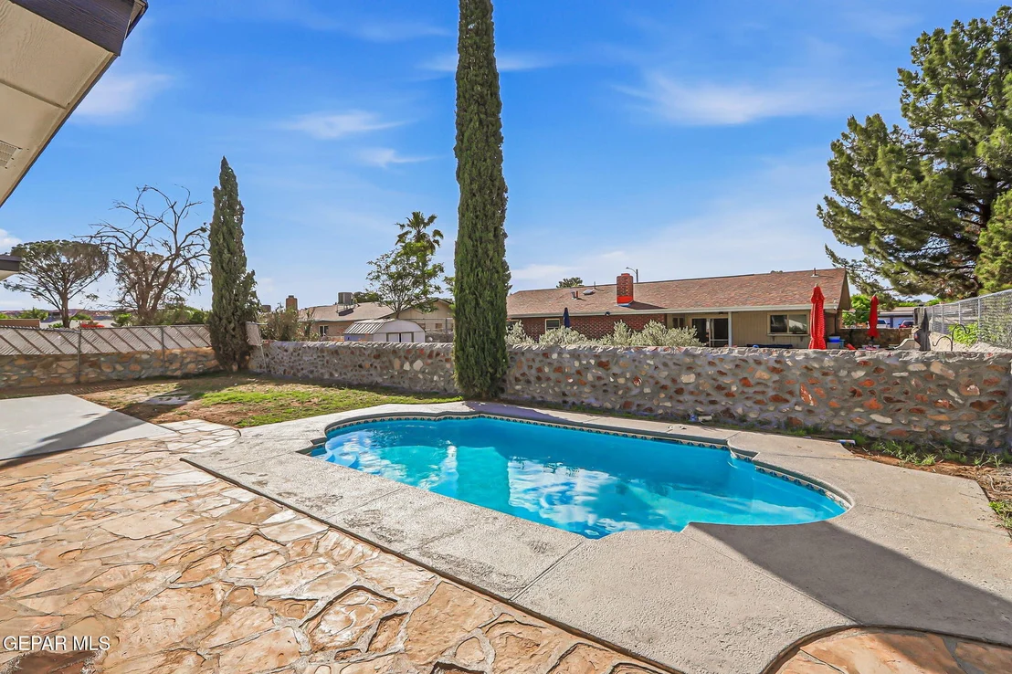 Photo of 709 FRONTERA Road