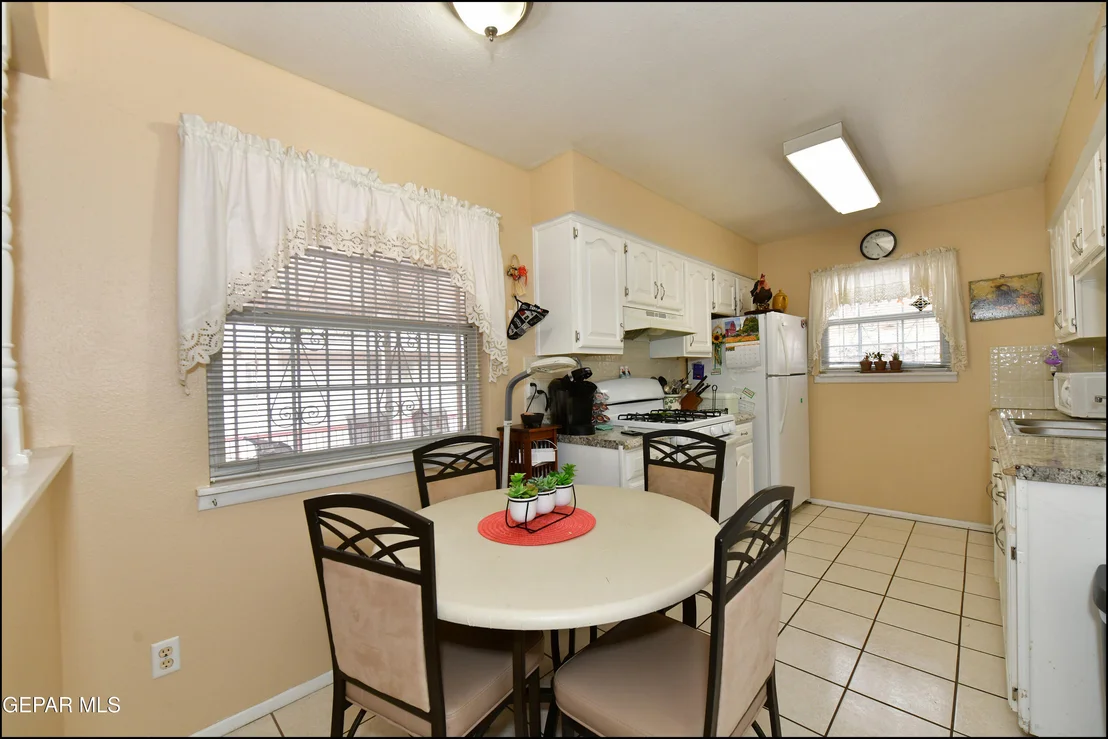Photo of 10725 SAIGON Drive