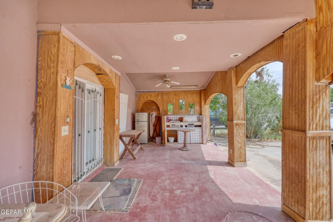 Photo of 7421 MINDORO Place