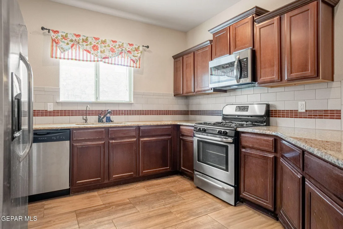 Photo of 7448 GLACIER Drive