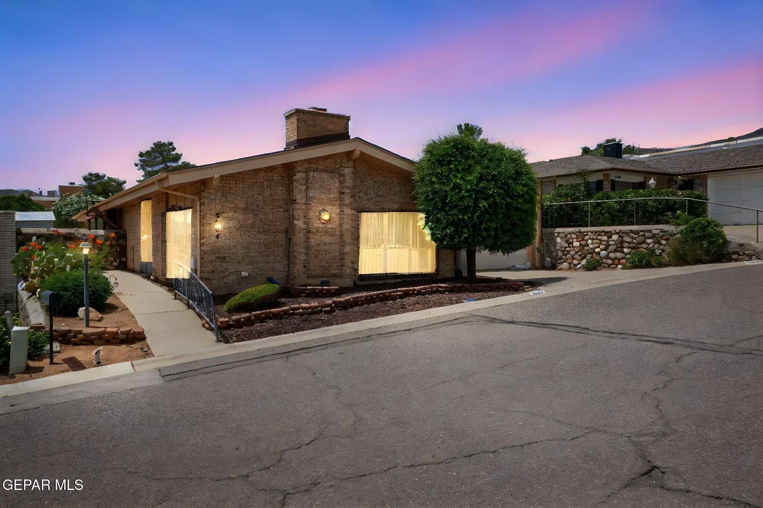 Photo of 3204 HIGH POINT Drive