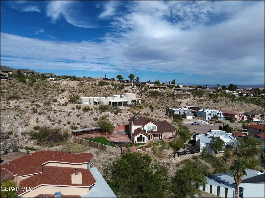 Photo of 7516 BIG BEND Drive