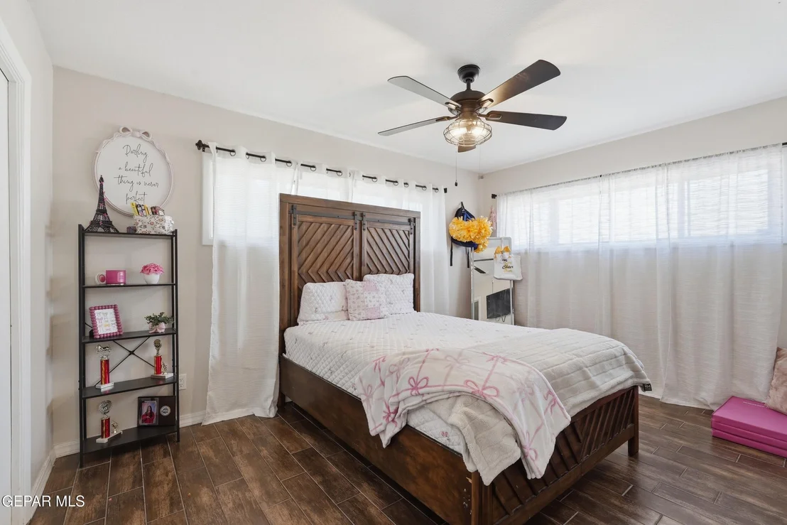 Photo of 216 SMITH Road
