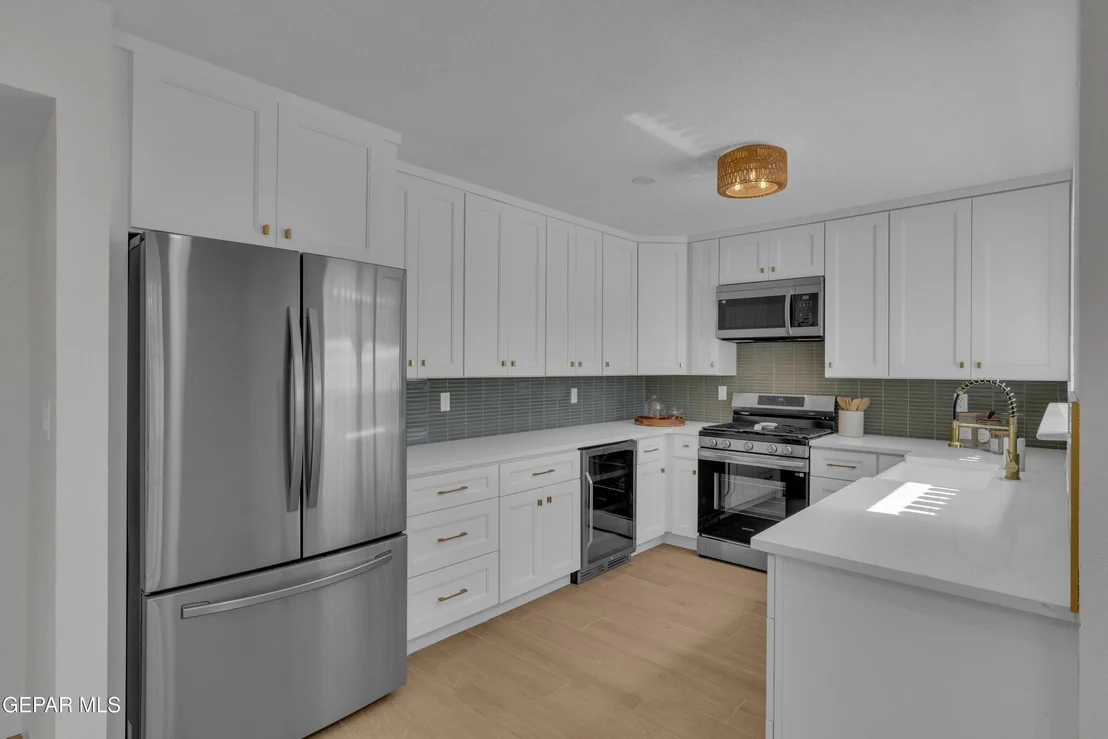 Photo of 1305 JAMES KELLEY Drive