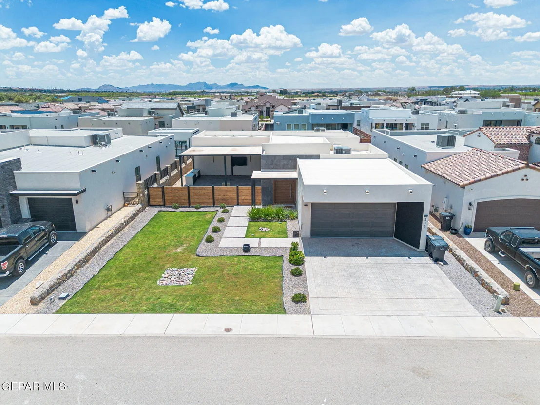 Photo of 316 RIO PINSAQUI Court