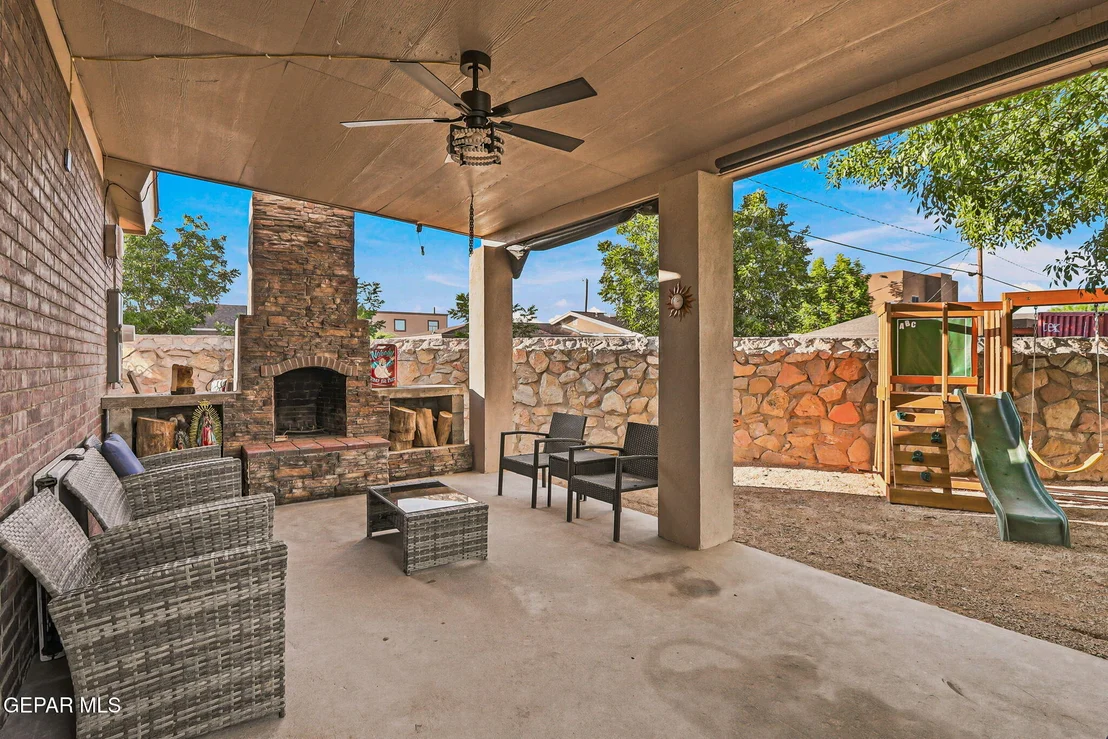 Photo of 411 BURKETT Drive