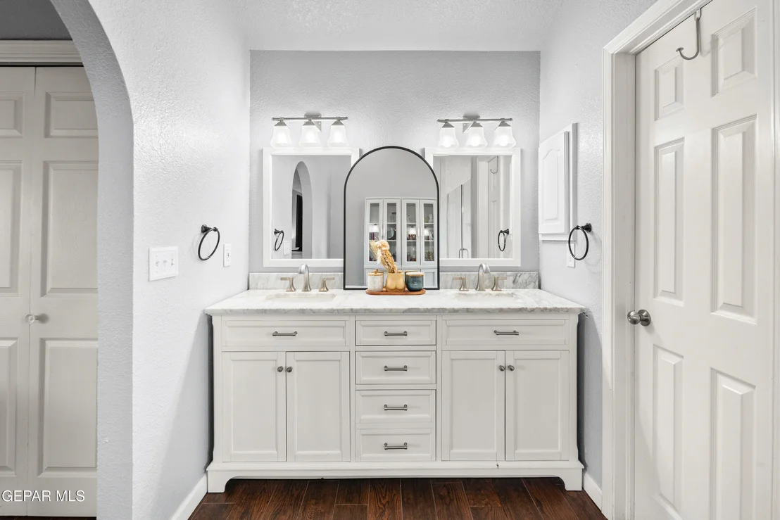 Photo of 7050 BLACK RIDGE Drive