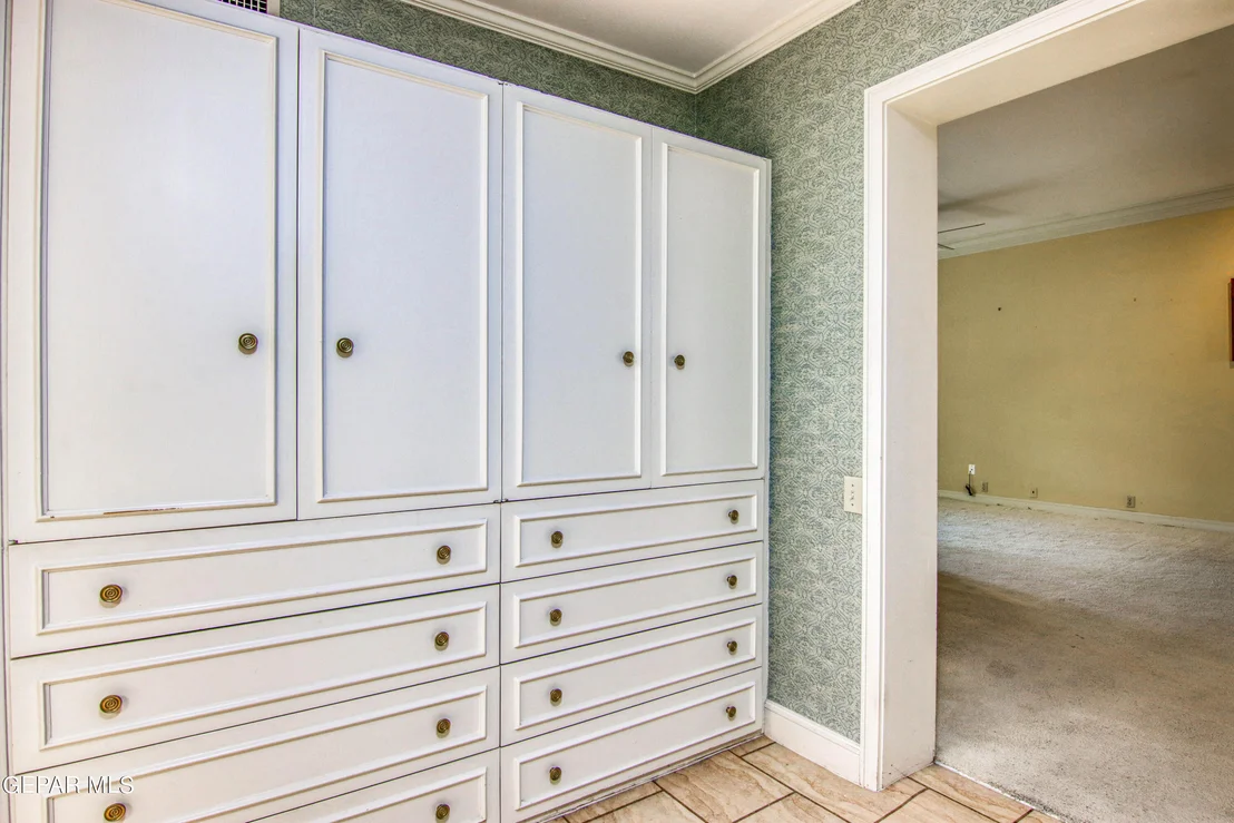 Photo of 6041 TORREY PINES Drive