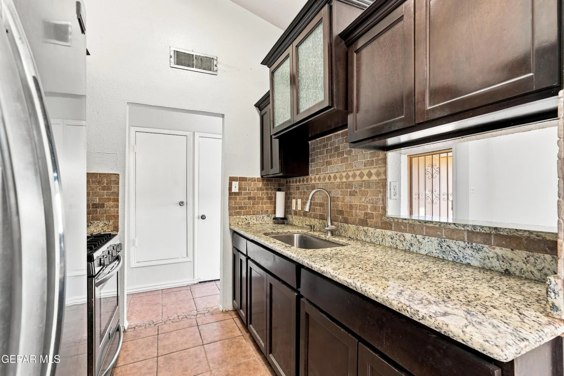 Photo of 6673 Tiger Eye Drive