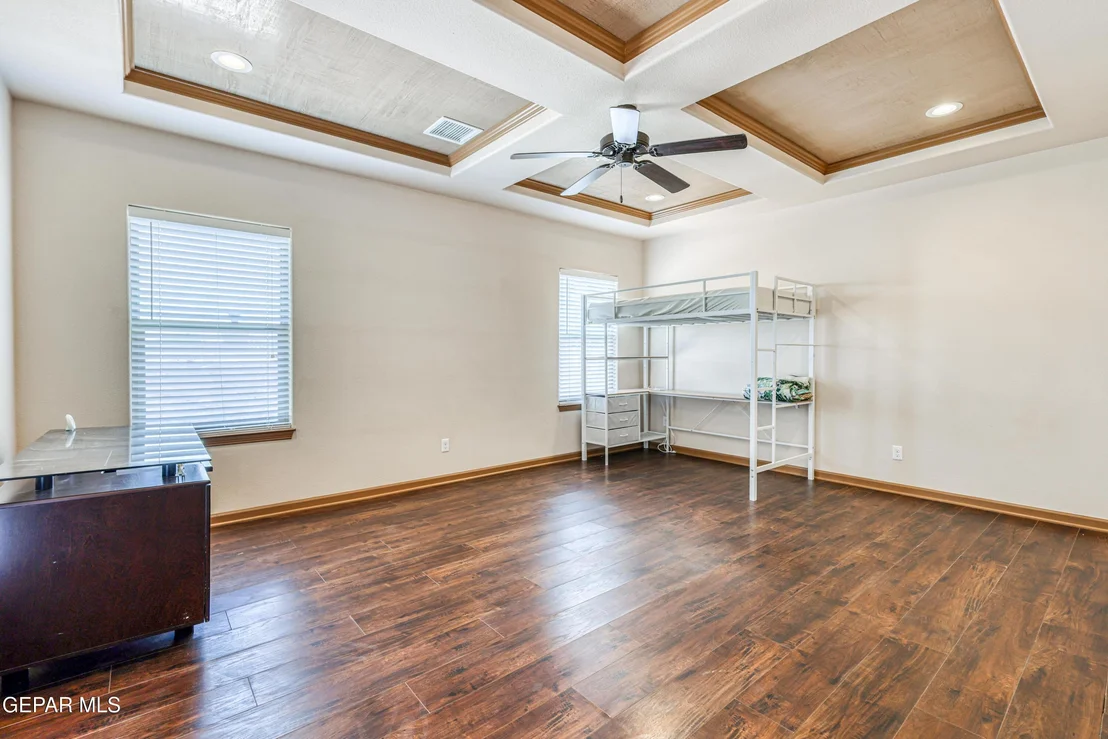 Photo of 12152 CHAPEL HILL Road