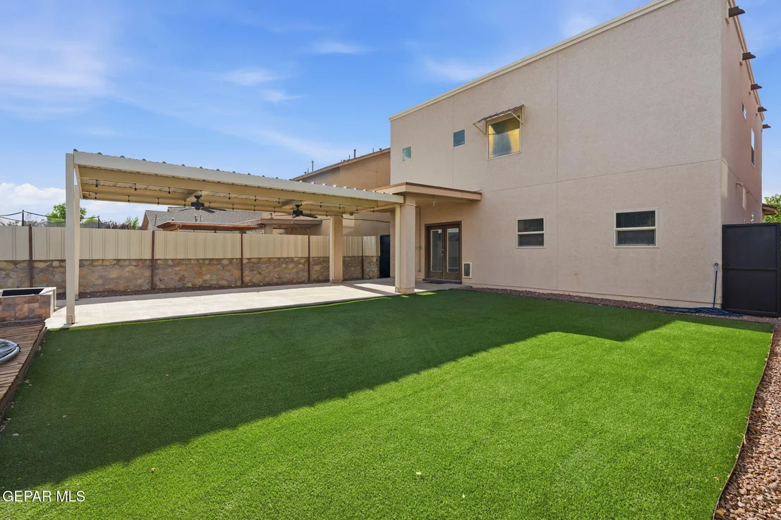 Photo of 14668 OLDENBERG Court