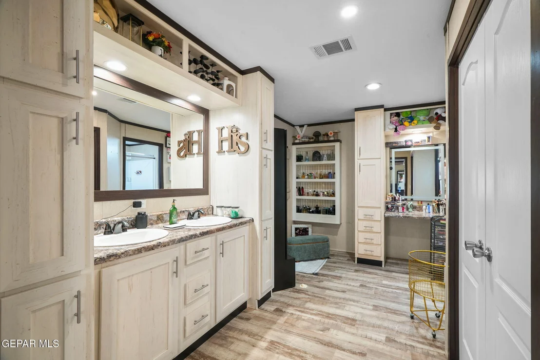 Photo of 3670 WHITETAIL DEER Drive