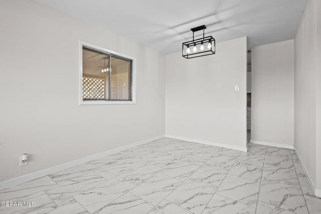 Photo of 4947 AIKEN Lane
