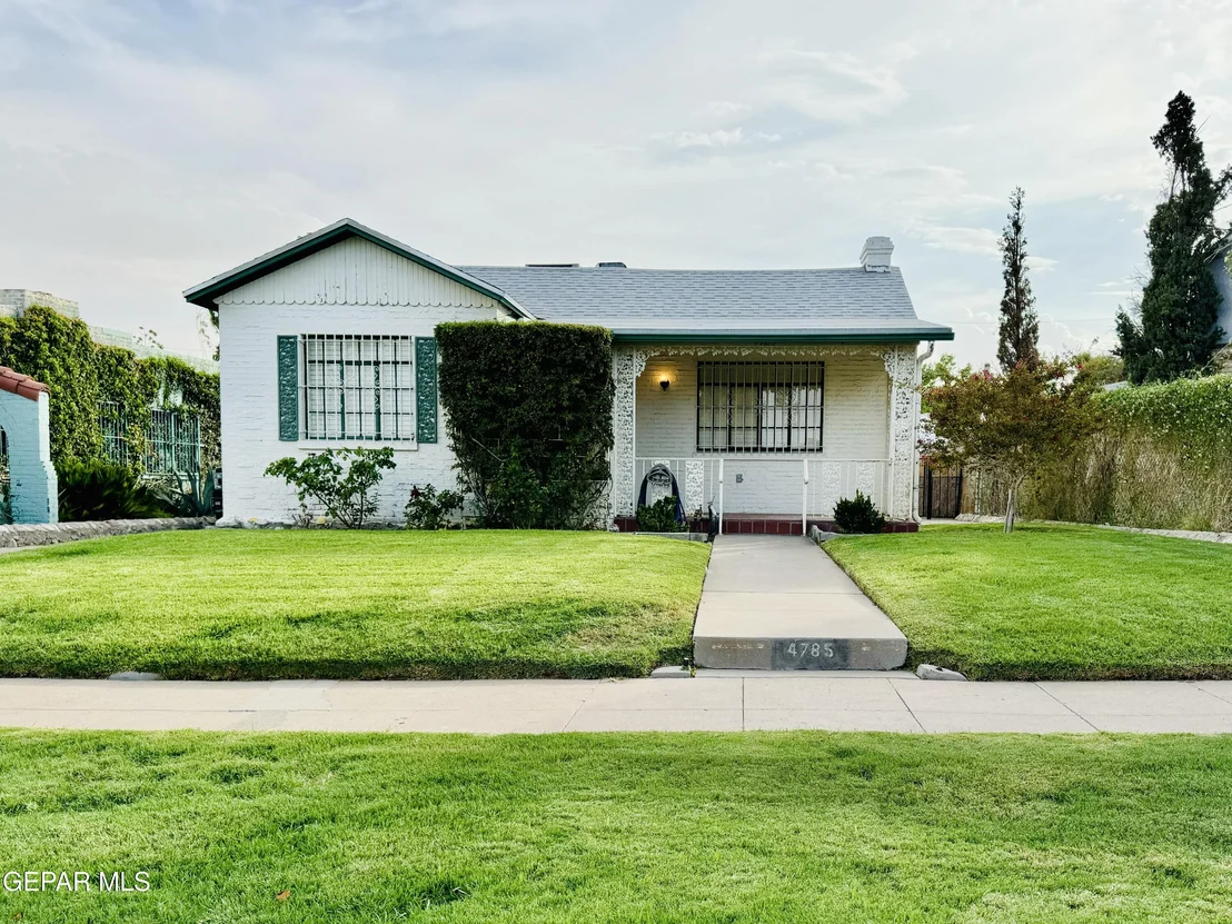 Photo of 4785 CUMBERLAND Circle