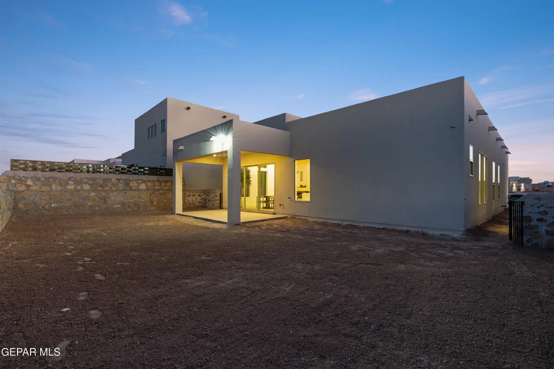 Photo of 12745 PERSISTENCE Avenue