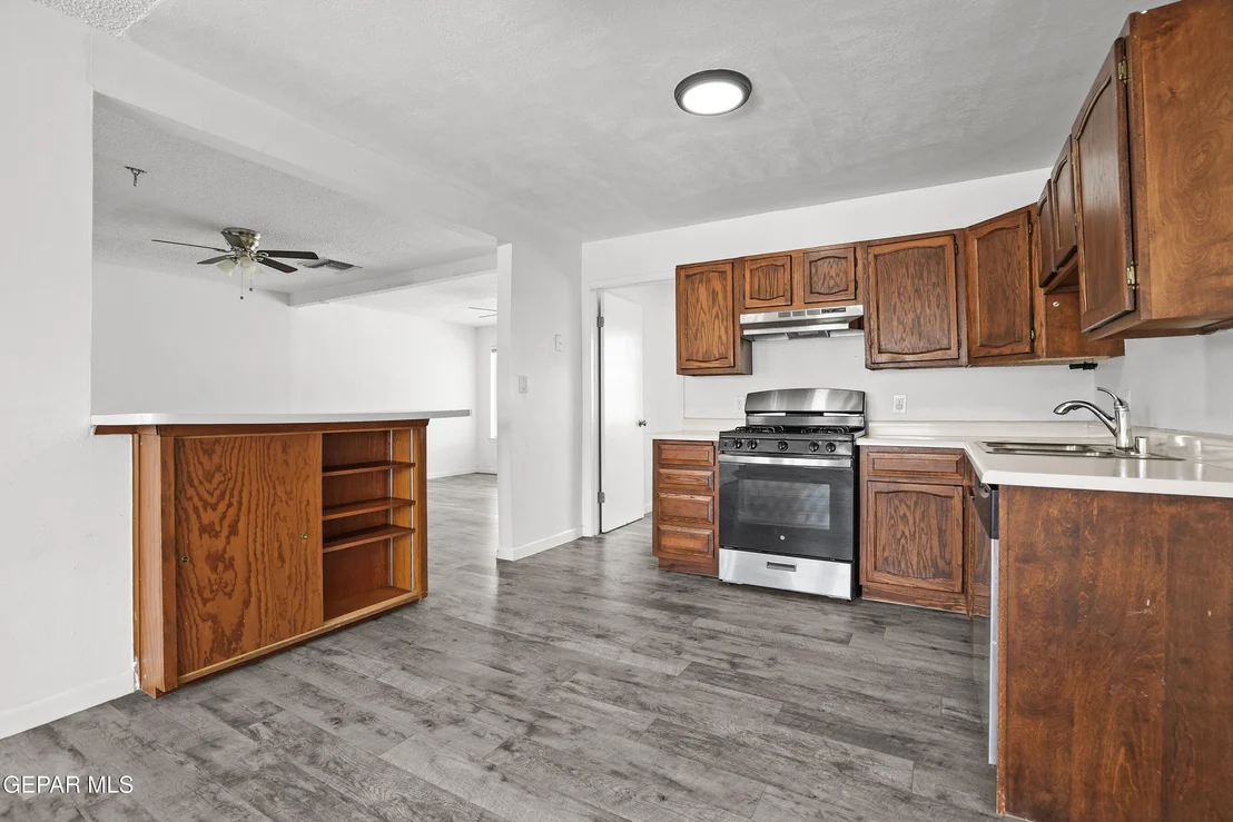 Photo of 5832 DEARBORNE Drive