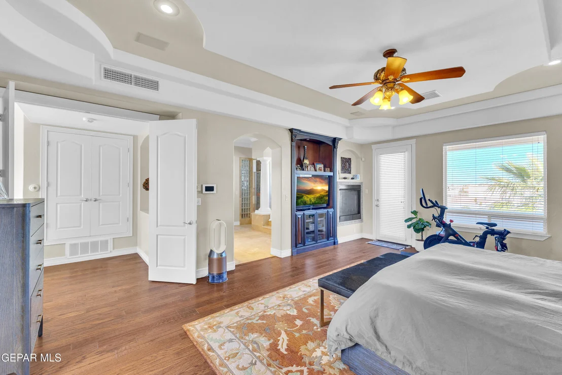 Photo of 1237 CALLE LAGO