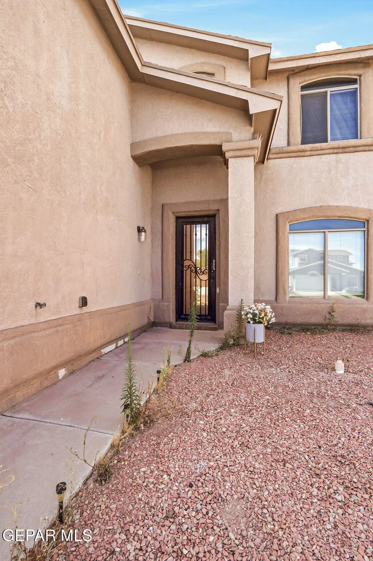 Photo of 14204 OTTER POINT Court