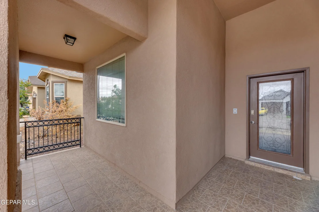 Photo of 2209 Glitter Point