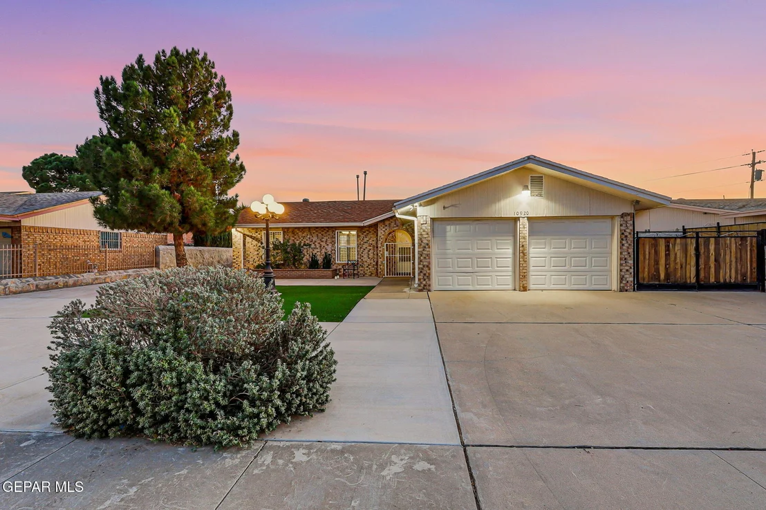 Photo of 10920 TOM WEISKOPF Drive